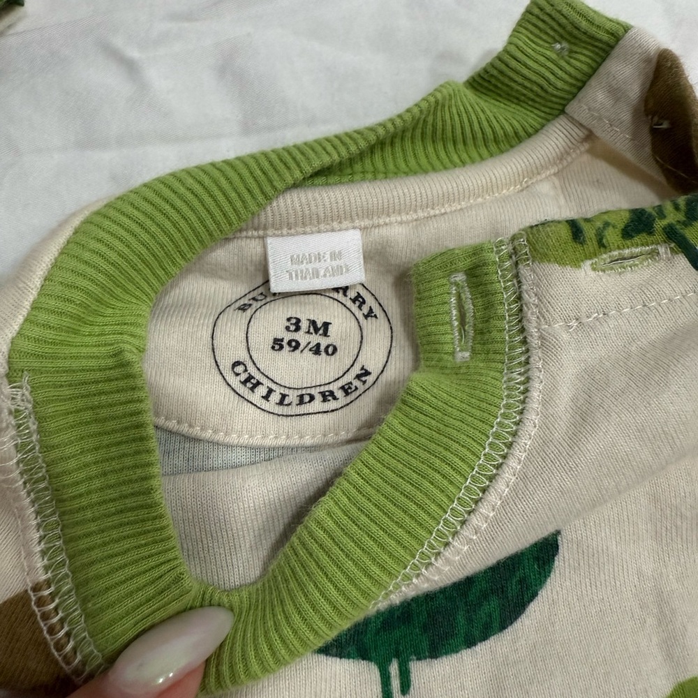 Burberry Baby Onesie and Hat Set - Picture 3 of 6